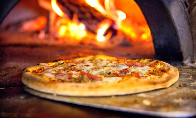 CORBETTA'S WOODFIRED PIZZA